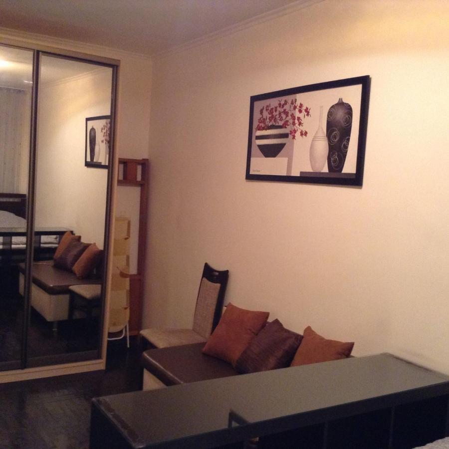 Двухкомнатная Возле Гулливера Apartment Kiev Exterior foto